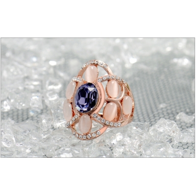 Exkluzivní prsten se Swarovski krystalem, opálem a zirkony