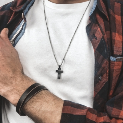 Pánský ocelový náhrdelník Patrick - chirurgická ocel, kříž