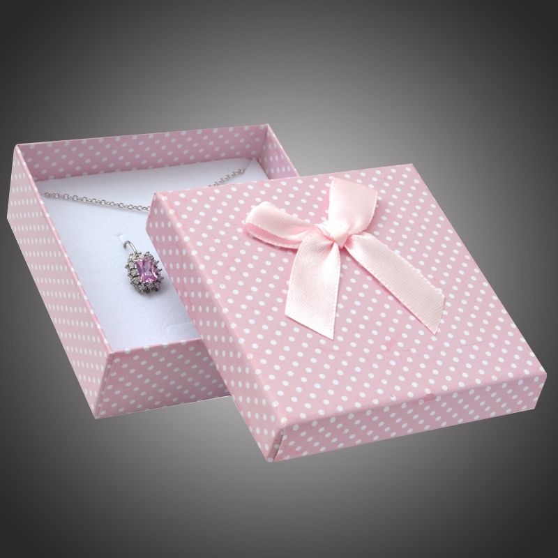 Puntíkatá dárková krabička na soupravu šperků Arco 5