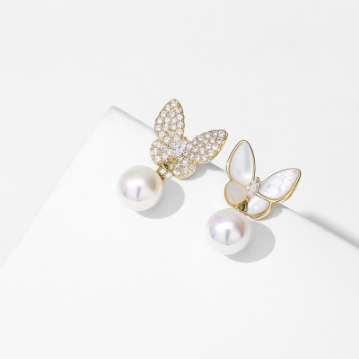 Náušnice s perlou a zirkony Emanuela - motýl