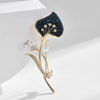 Luxusní brož s perlou a zirkony Diara Gold - květina