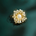 Exkluzivní perlová brož Beth