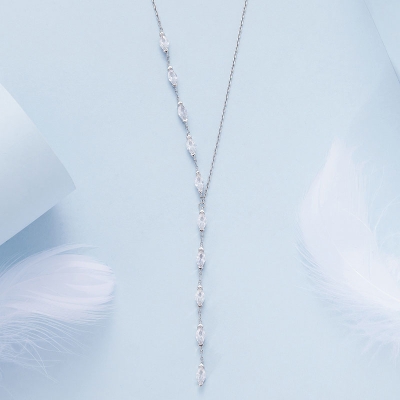 Stříbrný náhrdelník zdobený zirkony, stříbro 925/1000