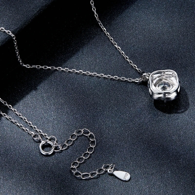 Stříbrný náhrdelník Paula 1 ct MOISSANITE + CERTIFIKÁT