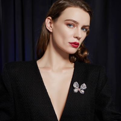 Luxusní brož se zirkony Eleonora - motýl