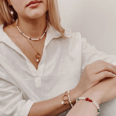Perlový náhrdelník Laura - korálky Millefiori, bílé perly | Manoki